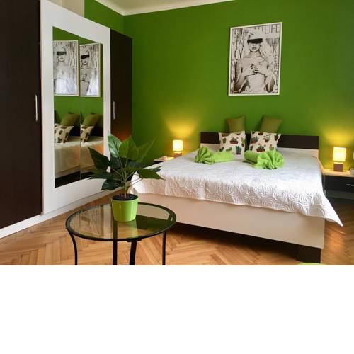 Chic&Town Cosy Green Apartment