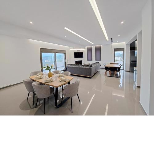 Christine luxury villa