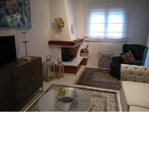 Christine's Golden Suite at Ioannina's Center