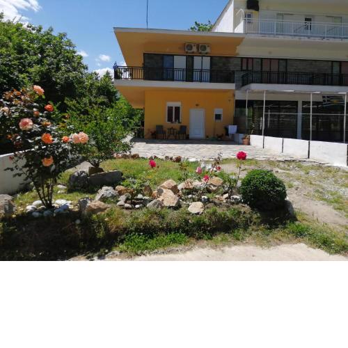 CHRISTOS Apartments