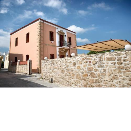 Chronis Family Villas