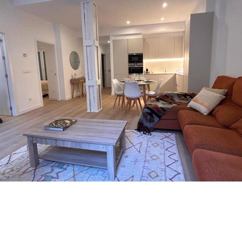Churruca apartment with terrace