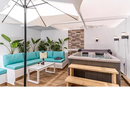 City and Sand Suites