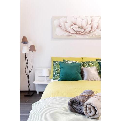CITY APARTMENT 4