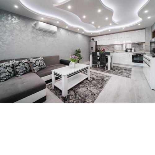 City Apartments - a brand new luxury & comfy 2