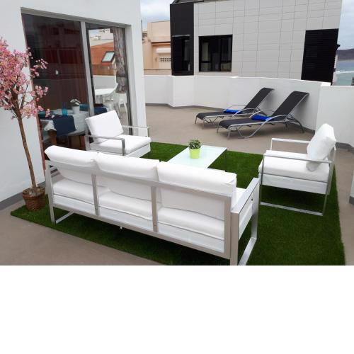 City Beach Home 60