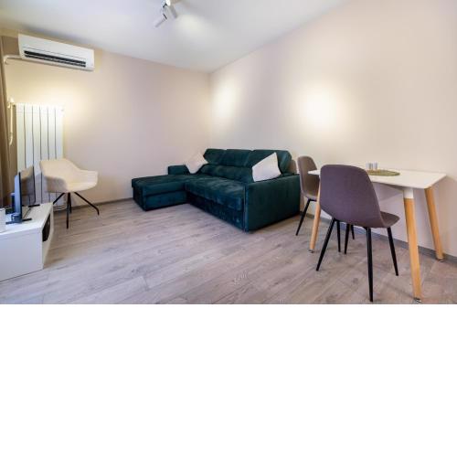 City center 1-Bedroom Apartment