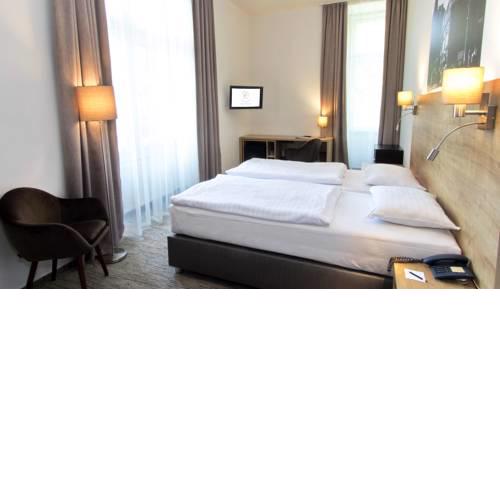 City Hotel Ring