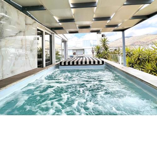 CityCenter Penthouse mini Private Pool with Hydromassage and Great Town View