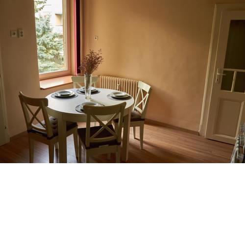 Cívis Center Apartman