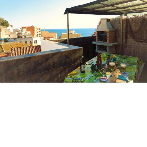 Claire Seaview & Beach-apartment