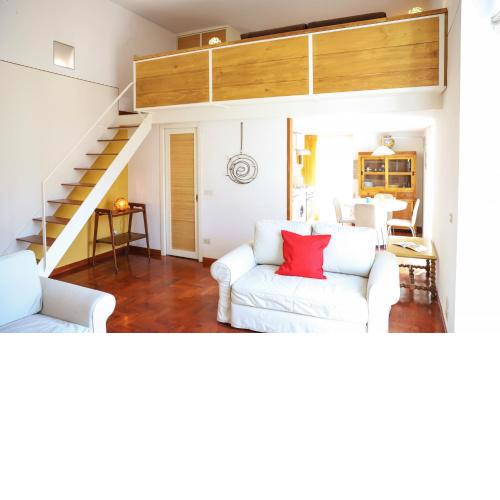 Classic Apartment in Bagnoli by Wonderful Italy