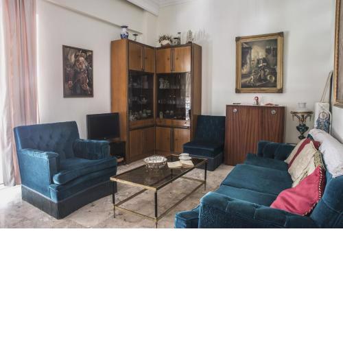 Classic Athenian House