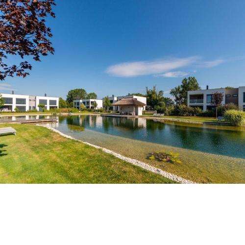 Classy Holiday Home in Lutzmannsburg with Garden