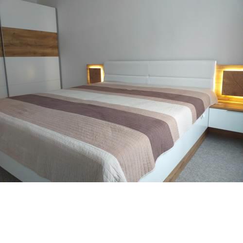 Clean & comfortable 3 room flat near old town IIHF