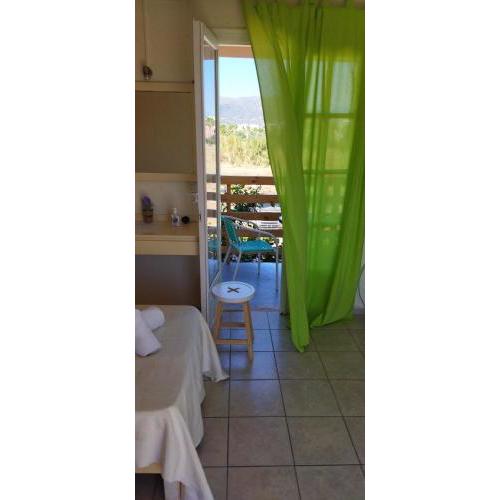 Cleo Rooms 250m from the beach