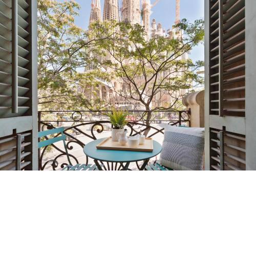 Click&Flat Sagrada Familia