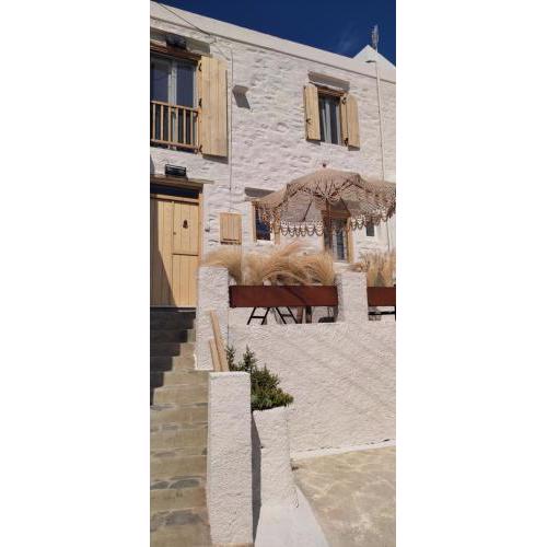 ClockWise Earthy Vibe House in Apano Chora