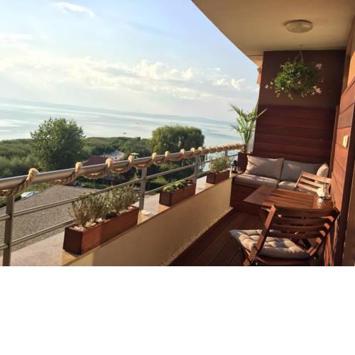 Club218 Wellness Apartments
