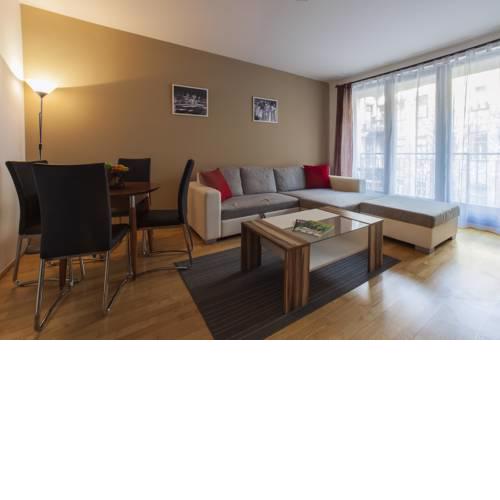 Club99 Apartments