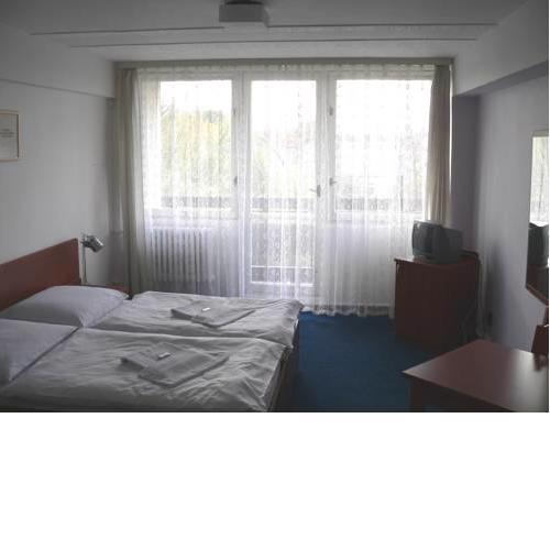 CMC Residence & Conference Inn