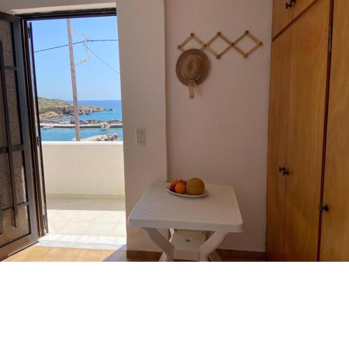 Coastal Charm - Sea View Room