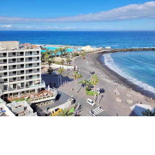 Coco & Palma with Sea Views