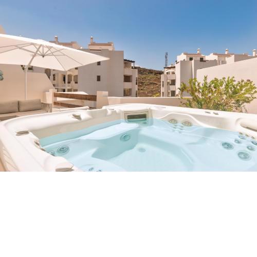 Colinas-Tahona 3,3 PENTHOUSE POOL VIEW & JACUZZI