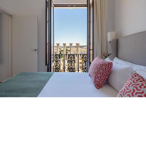 Coliseum Boutique Apartments