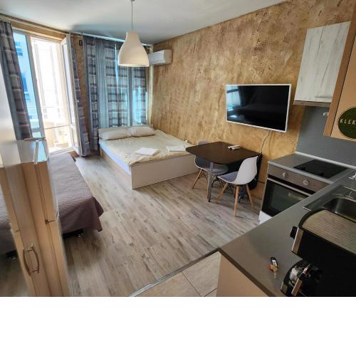 Colonel apartment 963