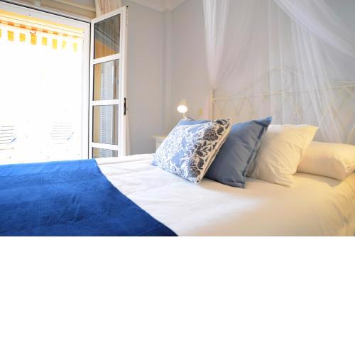 Colonial Suite