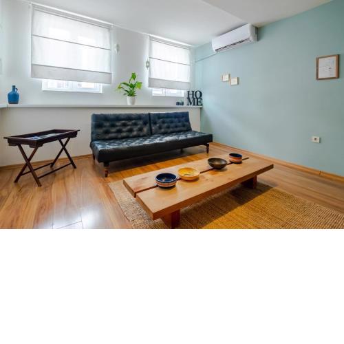 Colorful Flat in Beyoglu with Excellent Location