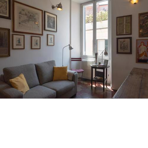Colosseo Apartment- Heart of Rione Monti