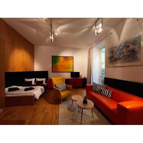 Colourful & Cozy Prague Apartment