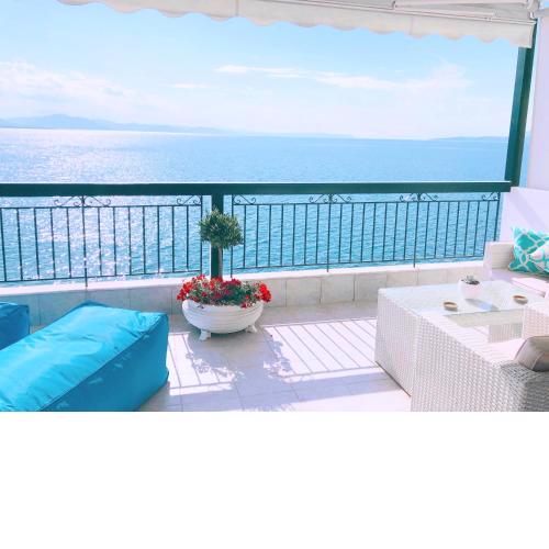 Colours Seaview Apartment