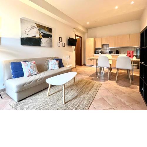 ComeCasa Porta Susa Elegant Apartment