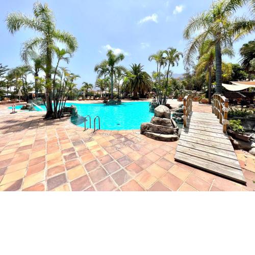 Comfortable apartamento AP1, con piscina y WIFI, frente de Playa los Roques