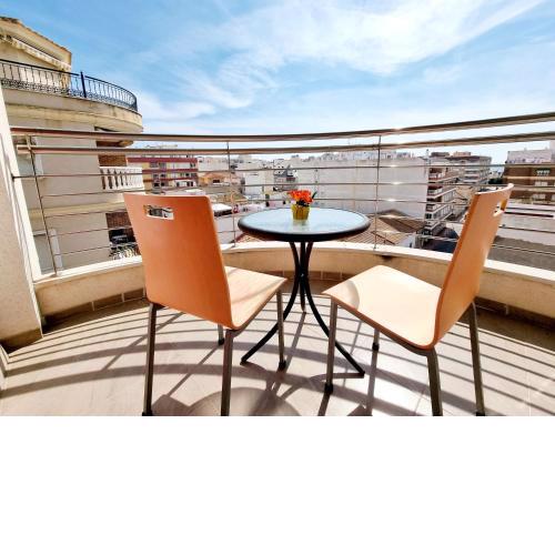 Comfortable Apartment Near The Port And The Center