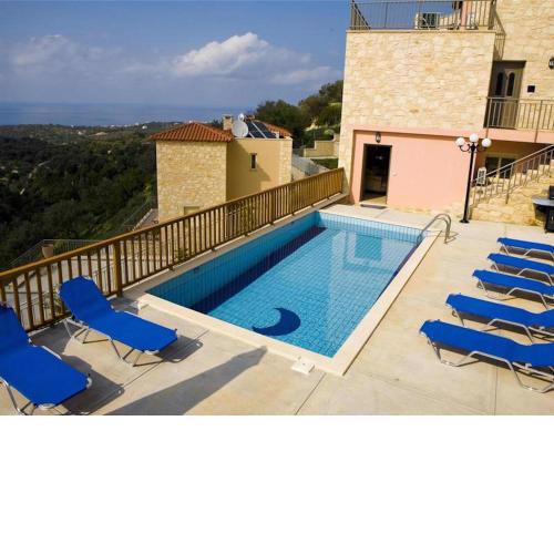 Comfortable holiday house for 10 persons, with swimming pool