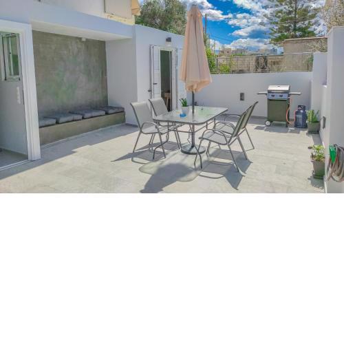 Comfy apartment with large sunny terrace in Chania