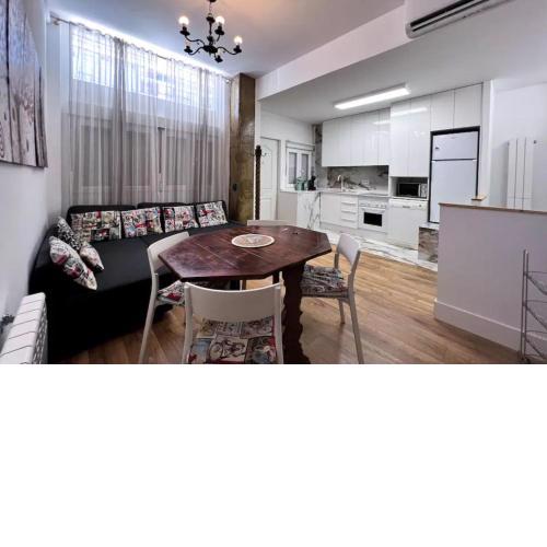 Comfy apt for 9 in Las Ventas