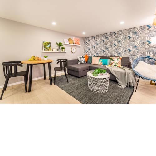 Comfy designer apartment in ruin pub district