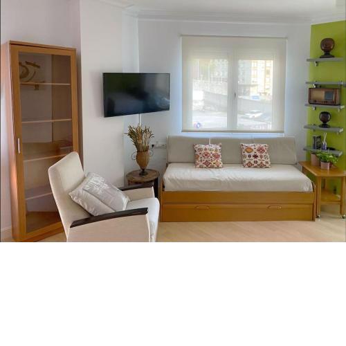 Cómodo Estudio con vistas en Puerto Chico