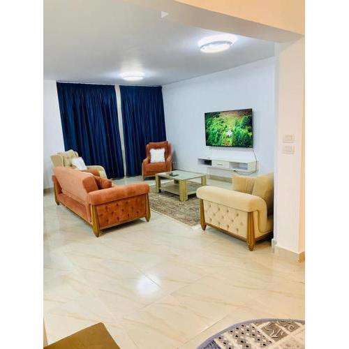 Completely furnished 3bedrooms apartment for rent in madinaty