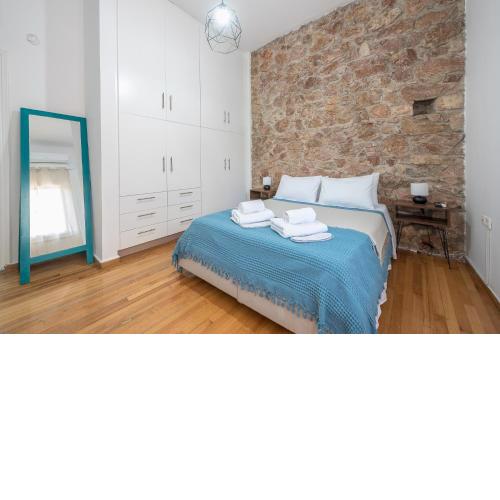 CONTEMPORARY APARTMENT 200M FROM ACROPOLIS 100Mbps NETFLIX