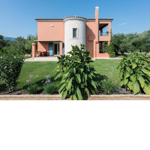 Contemporary Corfu Retreat - 3 Bedrooms - Villa Girasole - Artful Decor - Lush Garden - Tranquil Setting