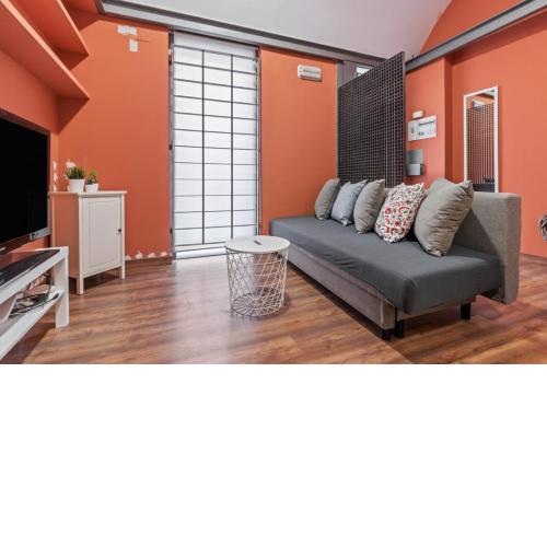 Contemporary flat with 1-Bedroom in Madrid