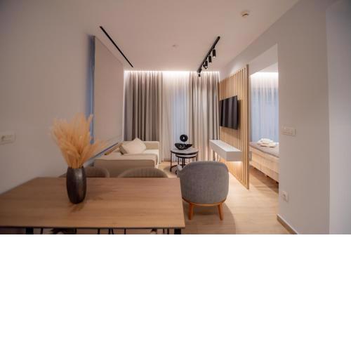 Contessa Bianca Luxury Suites