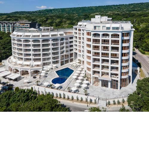 Continental Apartments