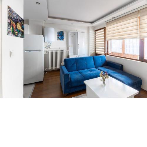 Convenient Flat 15 min to Bagdat Avenue